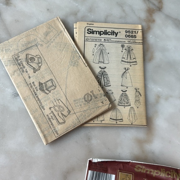 Simplicity 9521 9522 Museum Collection Fashion Clothing Doll 11.5 Dress Pattern - Picture 4 of 8